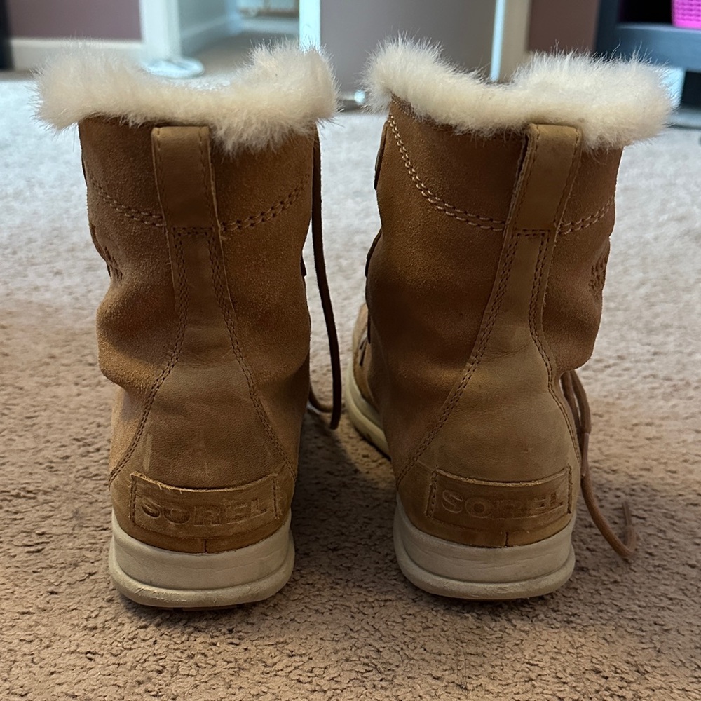 Sorel Brown Suede Boots - Picture 3 of 6